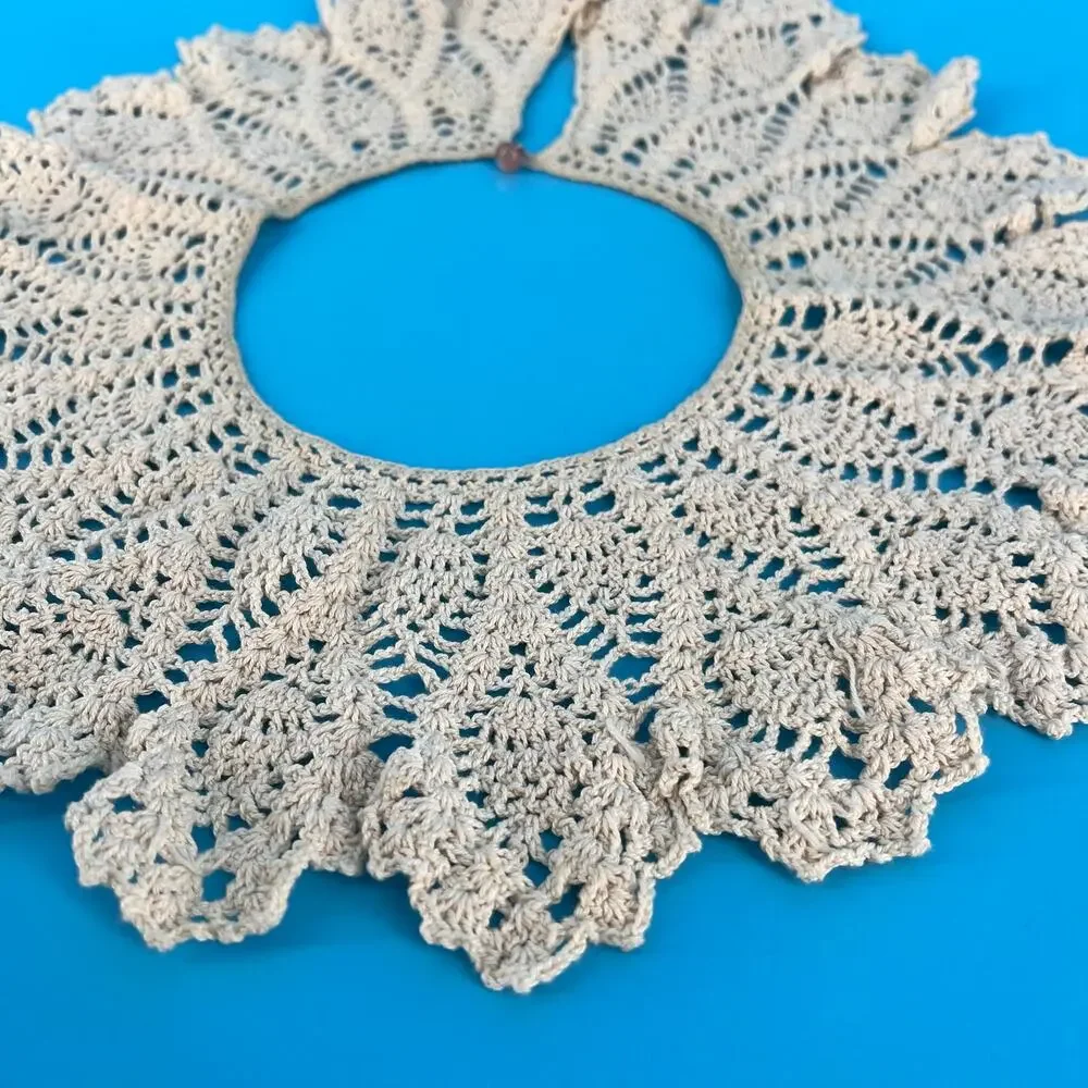 70s Crochet Collar ivory Cottage Cottagecore 1970s Vintage